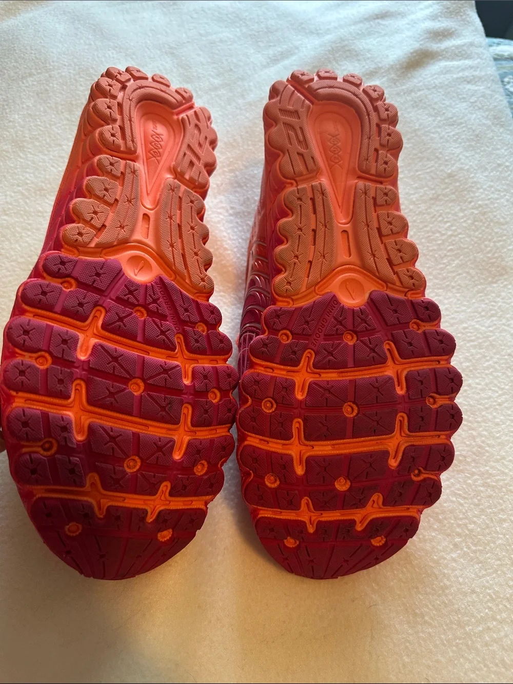 Brooks Women’s Athletic Shoes - Red and Orange Gradient